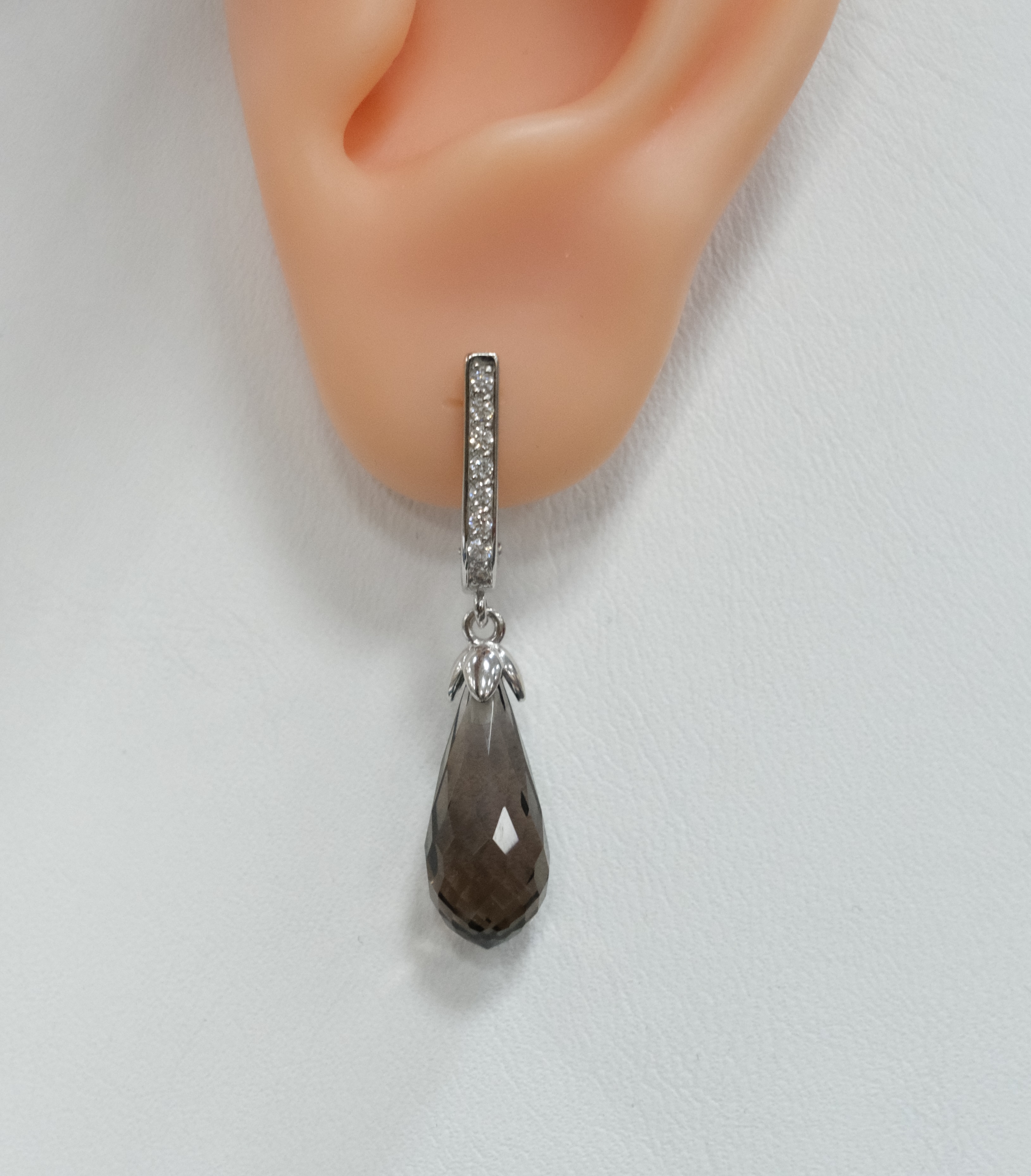 Серебряные серьги с раухтопазами